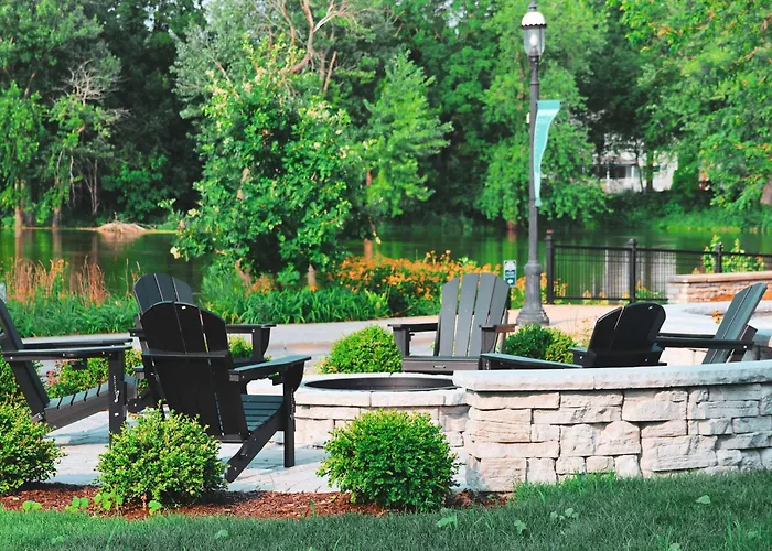 Garden View - Walk To Downtown - Fire Pit Апартаменты