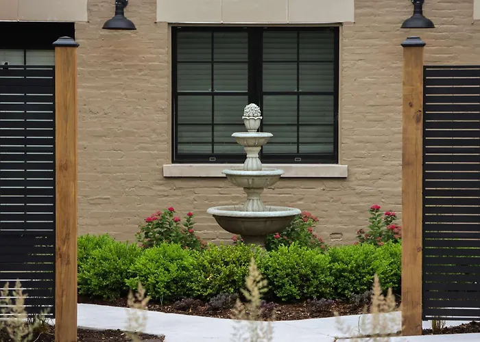 Garden View - Walk To Downtown - Fire Pit * West Dundee